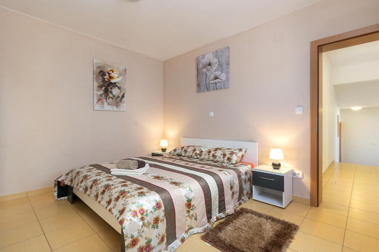 Vila Vita Donje Selo na Solti ภายนอก รูปภาพ